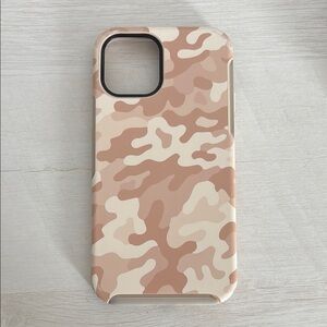 Otter Box iPhone 12 Pro Camouflage Phone Case - Tan and Cream